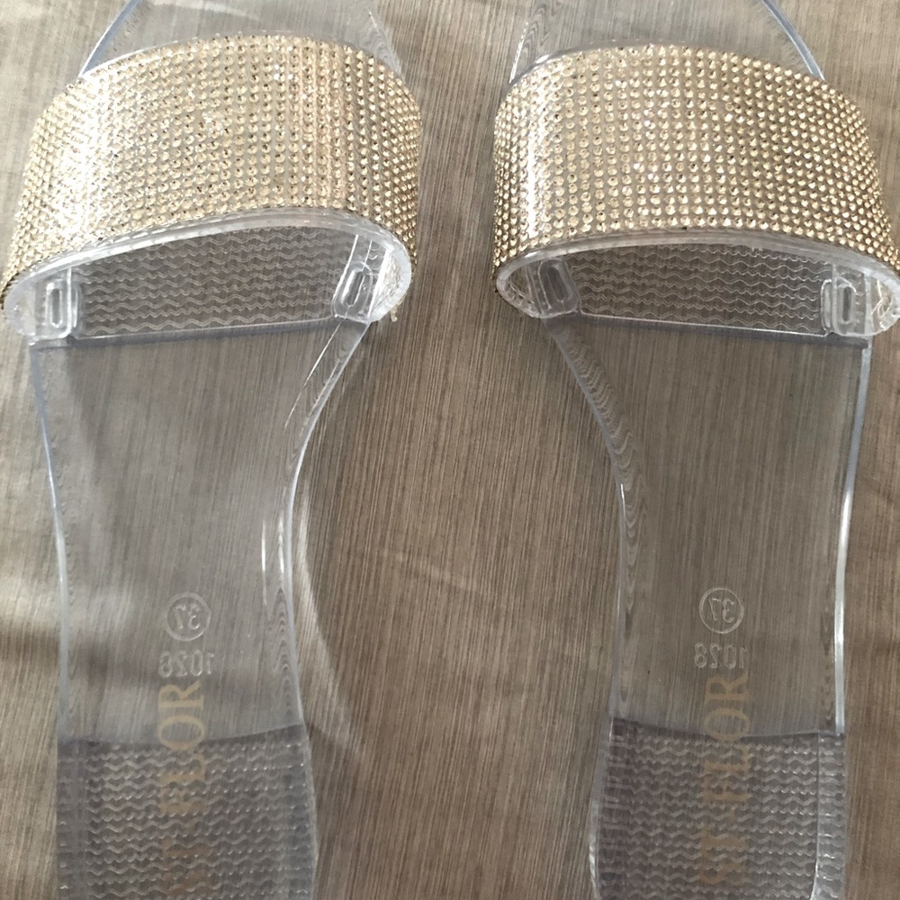 Clear rhinestone flip flops size 6
